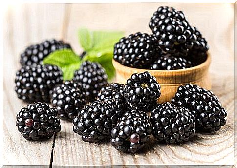 Blackberries are foods used to increase concentration in children