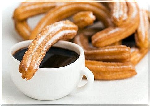 Churros with chocolate