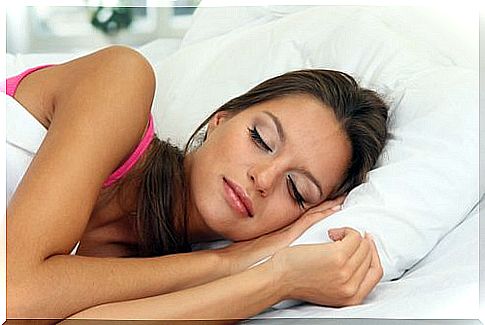 Tips against acne: get enough sleep!