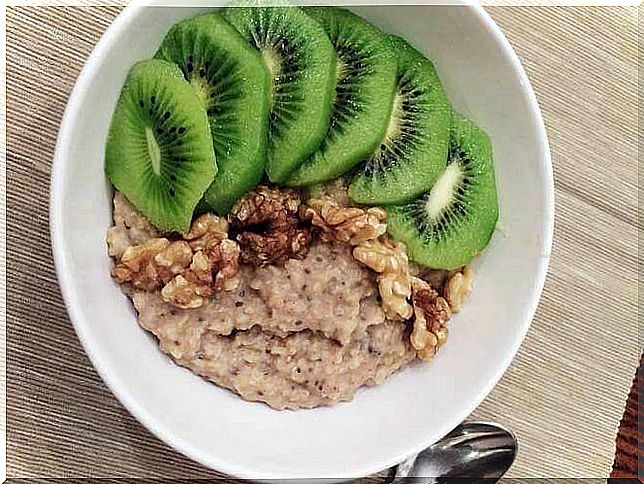 basic foods - oatmeal and kiwi