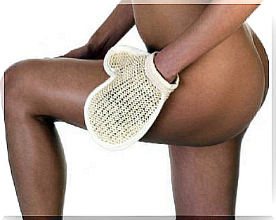 Luffa glove massage