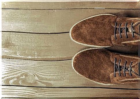 Cleaning suede shoes: useful tips