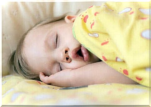 Sleep apnea in infants: symptoms and treatment