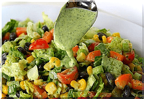 salad-salad dressing