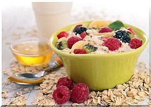 Reduce Cholesterol At Breakfast: Five Tips