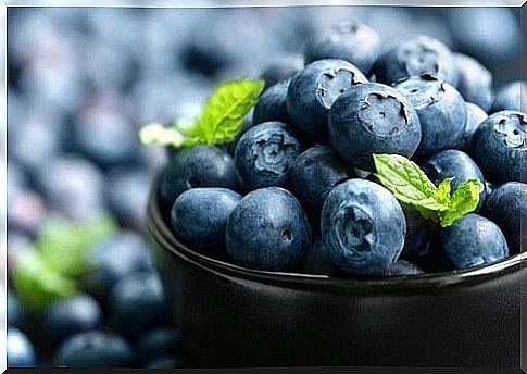 Blueberries reduce uric acid build-up.