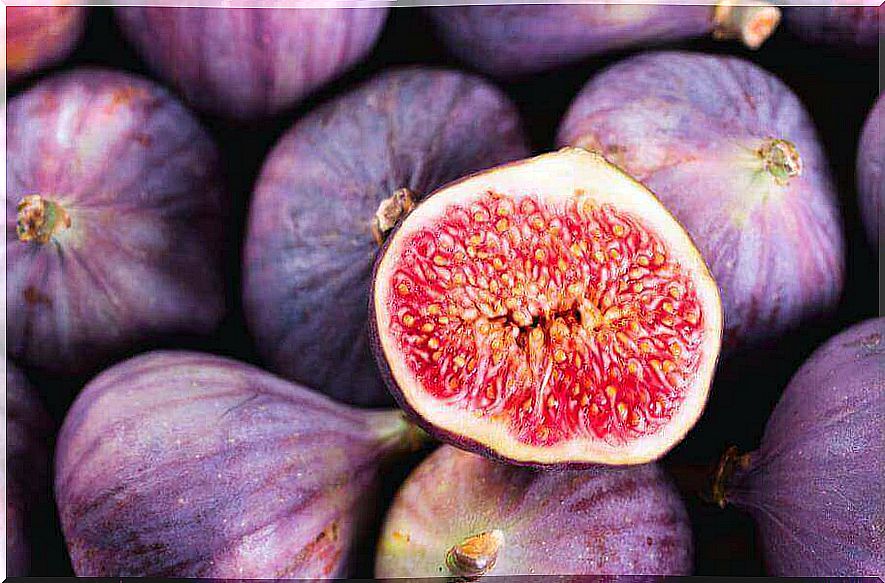 Figs strengthen the health of your eyes